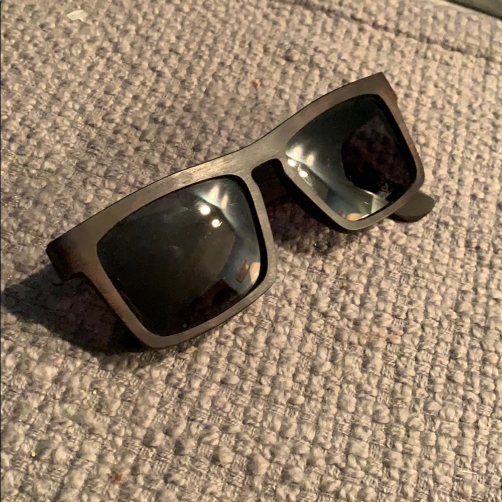 100% wood sunglasses